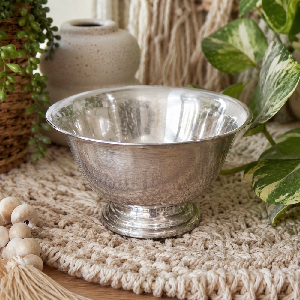 Vintage FB Rogers Paul Revere Silverplate Bowl Footed Pedestal Dish Model 1055